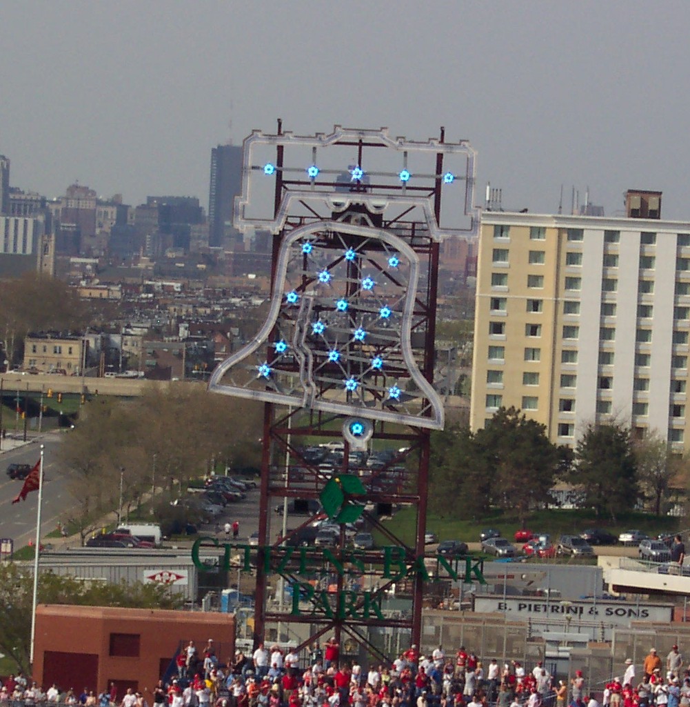 9 Thoughts From the Game (Now with Video) -- Phillies Win, 6-4.  Can You Feel It???